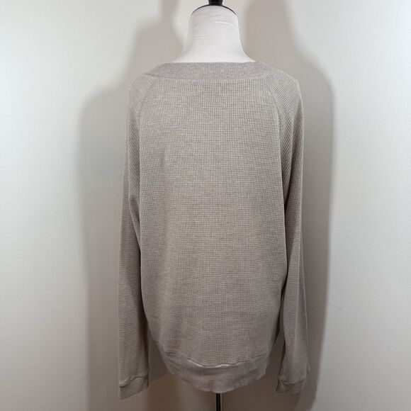 Aritzia TNA Thermal Size M Boatneck Long-sleeve Waffle Gray Knit Top Sweater - Picture 4 of 10